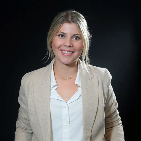 Jade Stefanini Conseillère Communications Et Affaires Publiques Association Minière Du