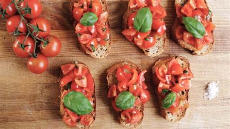 Frk Kr Sen Viser Hvordan Du Hurtigt Og Nemt Laver Bruschetta Med