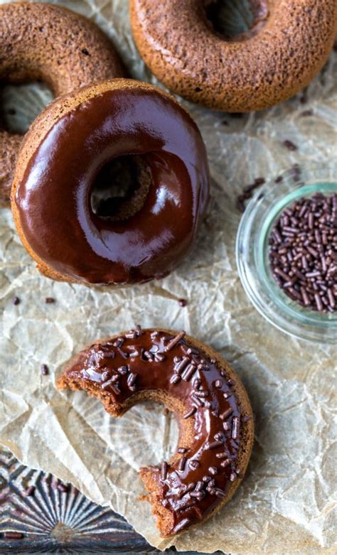 Baked Chocolate Donut Recipe - I Heart Eating