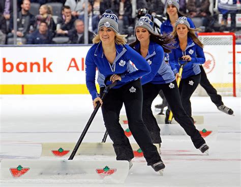 Nhl Ice Girls