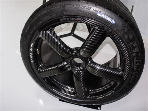 Lightweighting: Taking carbon-fiber wheels mainstream - CNET