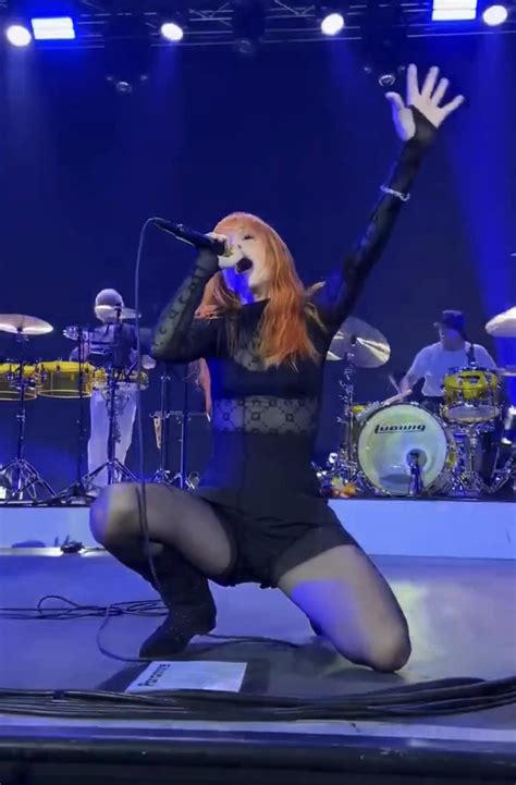 Hayley Williams Needs Load After Load Inside Of Her Tight Pussy 😫💦 R