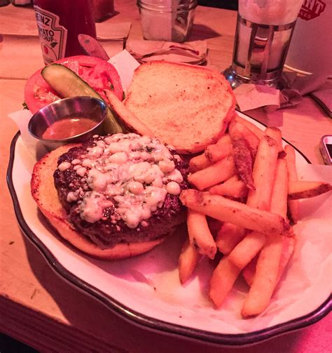 Black Tap Burger - The Dishelin Guide
