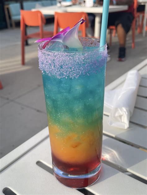 Rainbow drink 🌺🏳️‍🌈 : r/RainbowEverything