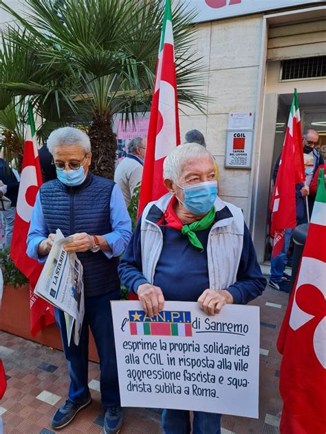 Assalto Alla Sede Della Cgil A Roma Oggi Il Presidio Davanti La Sede