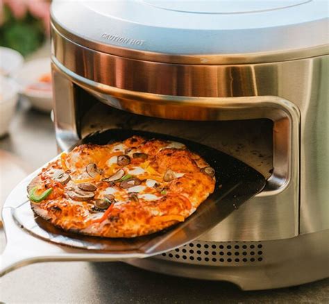 Ooni Pizza Oven vs Solo Stove Pi: Review & Best Options