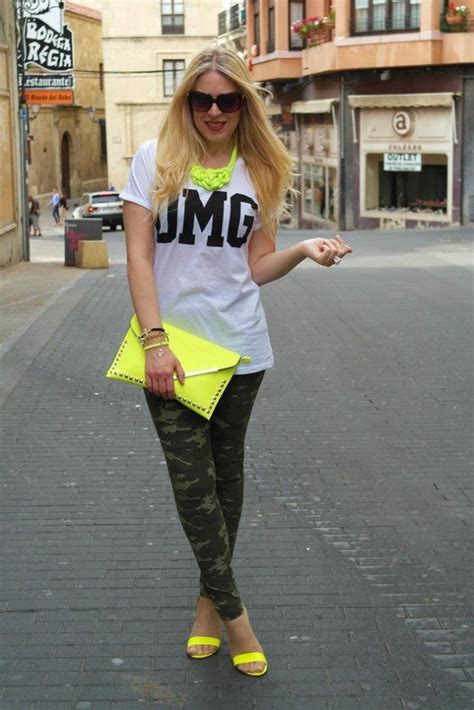 Fashion Trend: Neon Colors!