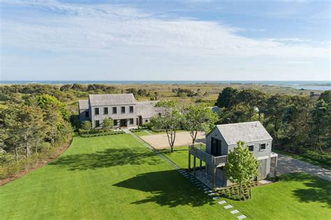 See inside the dreamiest beach house on the island of Nantucket