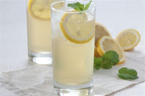 10 Resep Minuman Es Leci Segar Cocok Untuk Buka Puasa Yupi