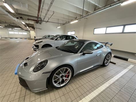 Dolomite Silver 992 Gt3 Delivery Rennlist Porsche Discussion Forums