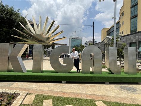 Kigali — Hiro Saito