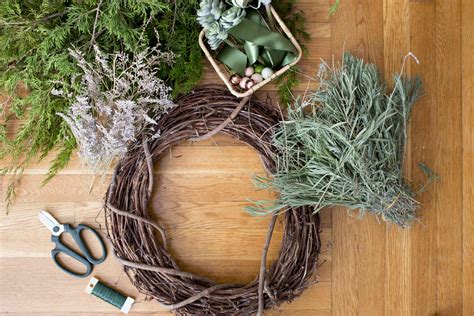 How To Make A Diy Christmas Wreath