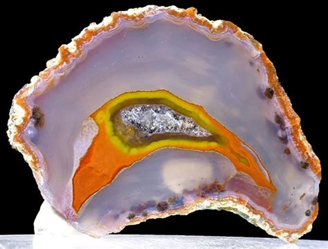 tansparent agate geology