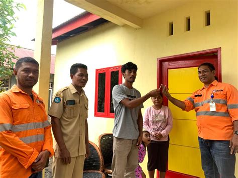 PROGRAM HAJI ROBERT PEDULI KEMBALI SERAHKAN SATU UNIT RUMAH KEPADA