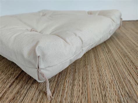 Zabuton Lightweight Square Meditation Cushion — Yoga Arts Nz