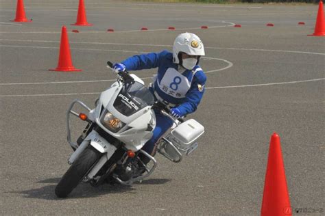 【警視庁白バイ安全競技大会】 周囲の安全を確保する運転を評価 30人の審判員が見極める技術とは（バイクのニュース ） 自動車情報・ニュース