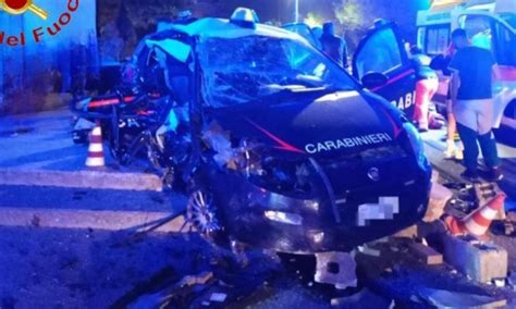 Incidente Mortale Carabinieri Salerno Deceduti Due Militari Gazzetta It