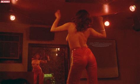 Naked Tino Jr In Larose Pierrot Et La Luce