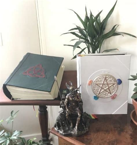 Book Of Shadows Magic Grimoires Spell Books And Ancient Occult Books