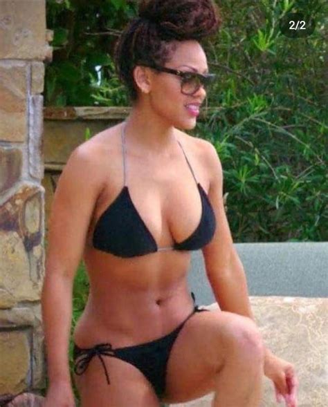 9 Hot Sexy New Meagan Good Bikini Pics