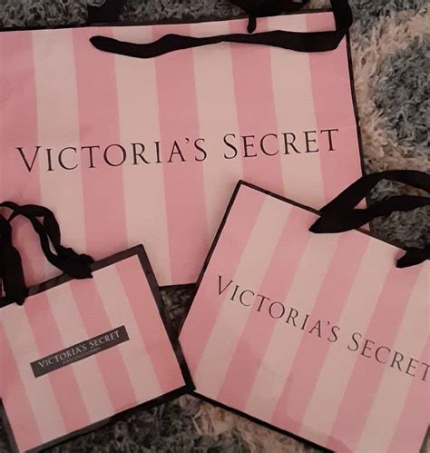 3 Victoria Secret Shopping Bags In 2021 Victoria Secret Bags Shopping Bag