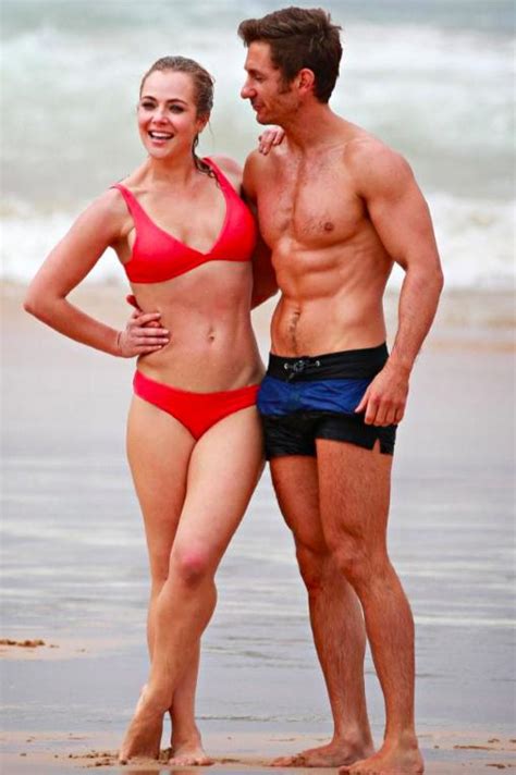 5 Hot Sexy Michala Banas Bikini Pics