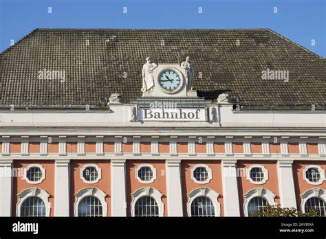 Bahnhof Hamm Fotos Und Bildmaterial In Hoher Aufl Sung Alamy