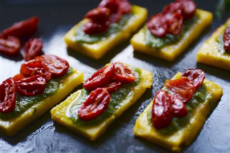 Crostini Di Polenta Pesto Di Rucola E Pomodorini Confit Good Enough