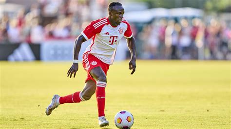 Bundesliga News Bayerns Sadio Mane Set To Join Ronaldo At Saudis Al Nassr