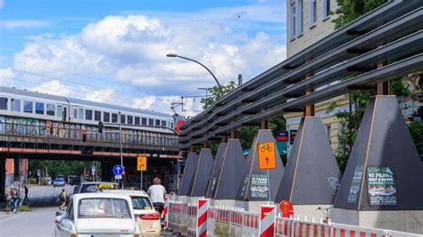 Sternbr Cke Hamburg F R Abriss Zieht Sich Riesige Trasse Durch Altona