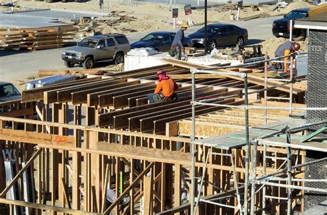 3 years after the Aliso Canyon gas leak, why are more people than ever