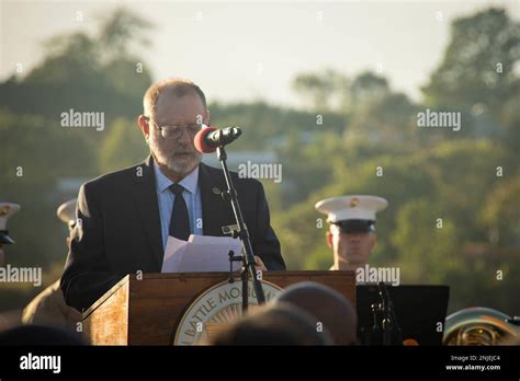 Bud Pettigrew miembro de la Comisión Americana de Monumentos de