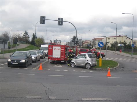 Wypadek w Starogardzie Kobieta trafiła do szpitala ZDJĘCIA