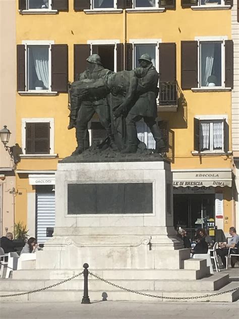 Monumento ai Caduti di Salò BS Pietre della Memoria