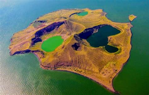 Lake Turkana National Parks - Paukwa