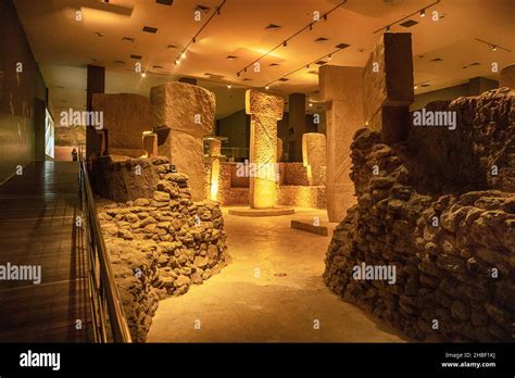 I Reperti Degli Scavi Di Gobeklitepe Sono Esposti Nel Museo