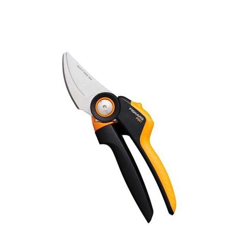 Fiskars X Series Powergear Bypass Pruner L P Newgate Nurseries