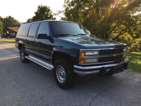 1993 Chevrolet Suburban K2500 34 Ton 4x4 74l 454 Cid Classic Chevrolet Suburban 1993 For