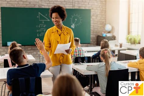 Professor de sucesso liderança em sala de aula Dicas Cursos CPT