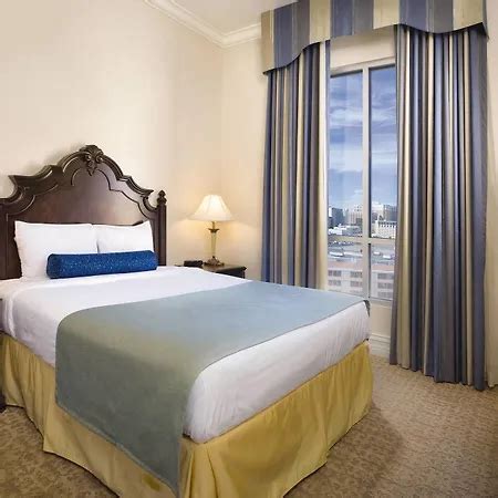 Club Wyndham Grand Desert - Club Wyndham Resort Las Vegas - Rooms ...