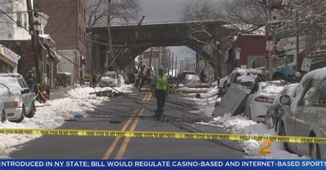 Storm Cleanup Continues As Thousands Still Without Power Across Tri