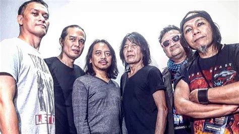 Ian Antono Bersama Para Rocker Tampil Di Acara Konser Gitaris Indonesia