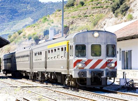 An Amtrak California Passenger Train Editorial Photo - Image of santa ...