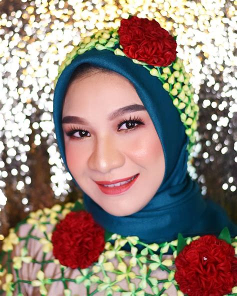 Make Up Mandi2 7 Bulanan Bu Dr Inda Make Up Nya Agak Di Strongin Ya