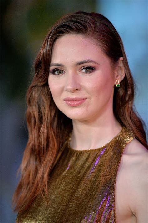 Karen Gillan Jumanji Hairstyle