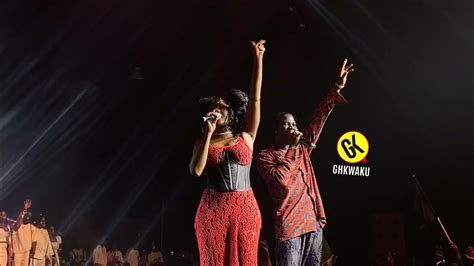 Efya Performs With Stonebwoy At The 2022 Bhim Concert Full