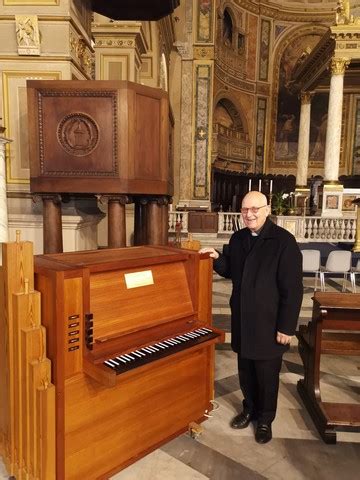 Organo Positivo Dono Dellarciconfraternita S Maria Odigitria Dei