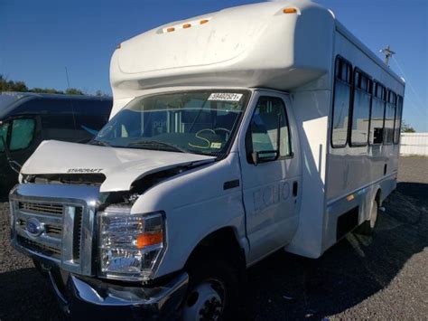 Ford Econoline E Super Duty Cutaway Van Photos Va