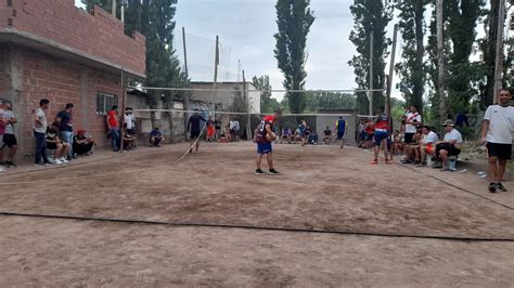 Mataron A Balazos A Un Joven Durante Un Torneo De Piki Vóley Y Creen