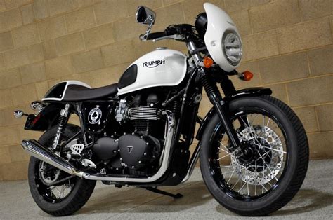 Triumph Thruxton Ace Special Edition Front Right Bike Urious